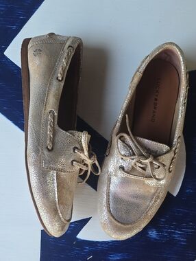 Lucky Brand Tirani Crackled Gold Leather Loafer Size 8